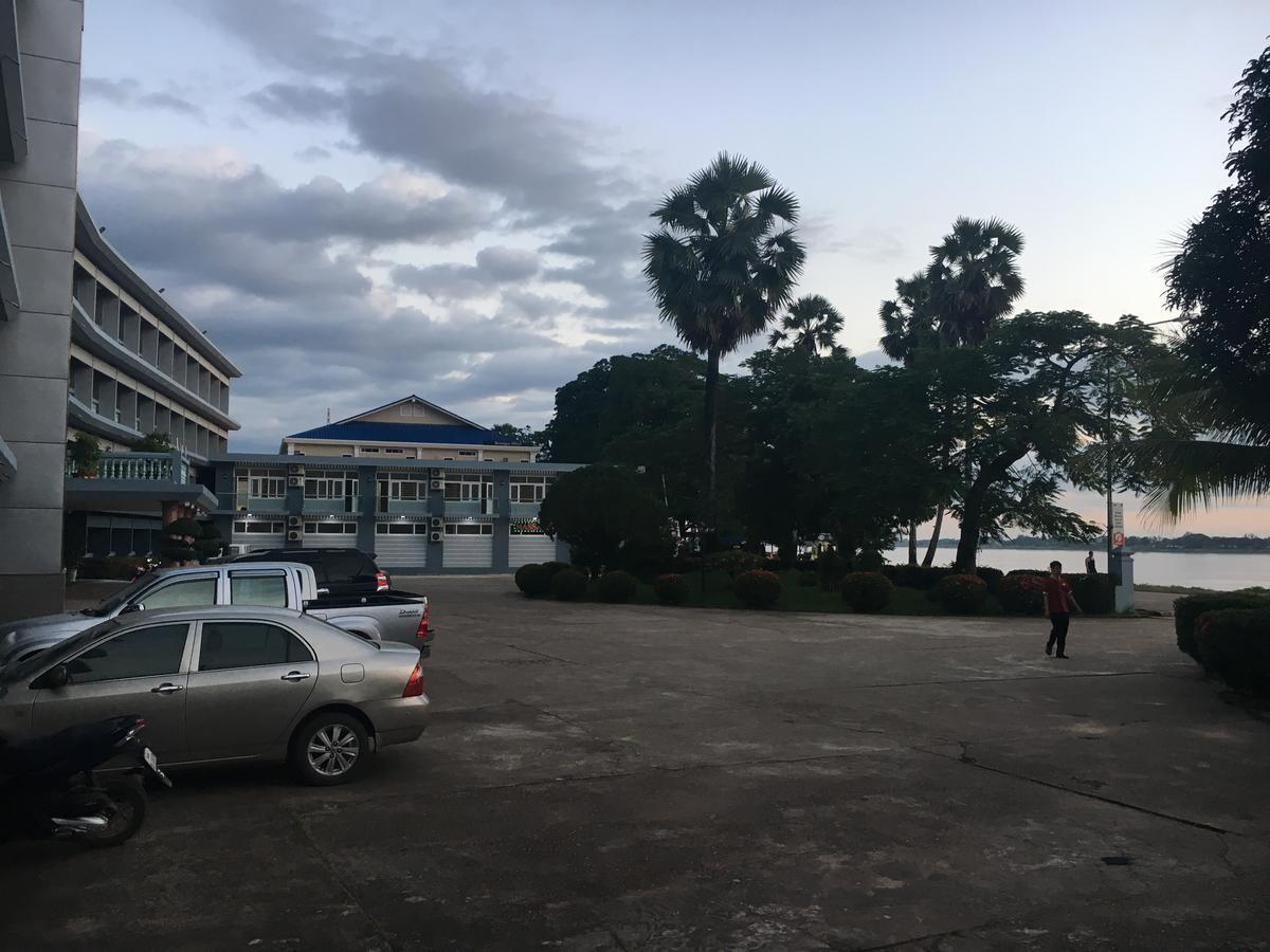 Mekong Hotel Thakhek Dış mekan fotoğraf