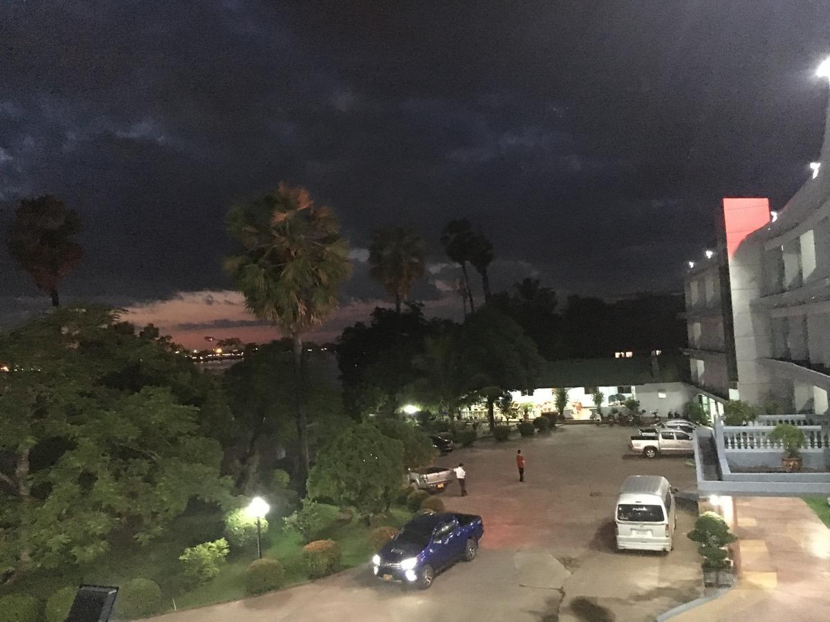 Mekong Hotel Thakhek Dış mekan fotoğraf